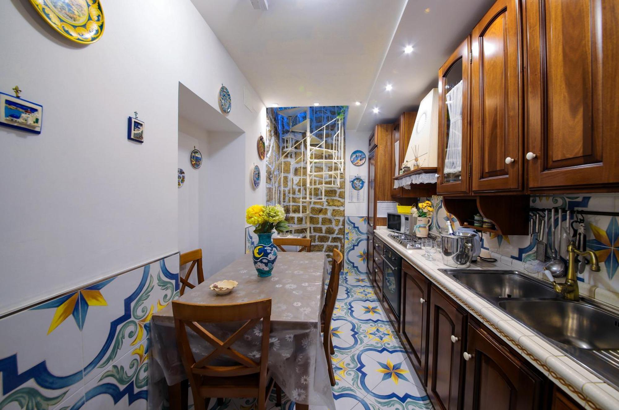 Giallo Napoletano Home Napels Buitenkant foto