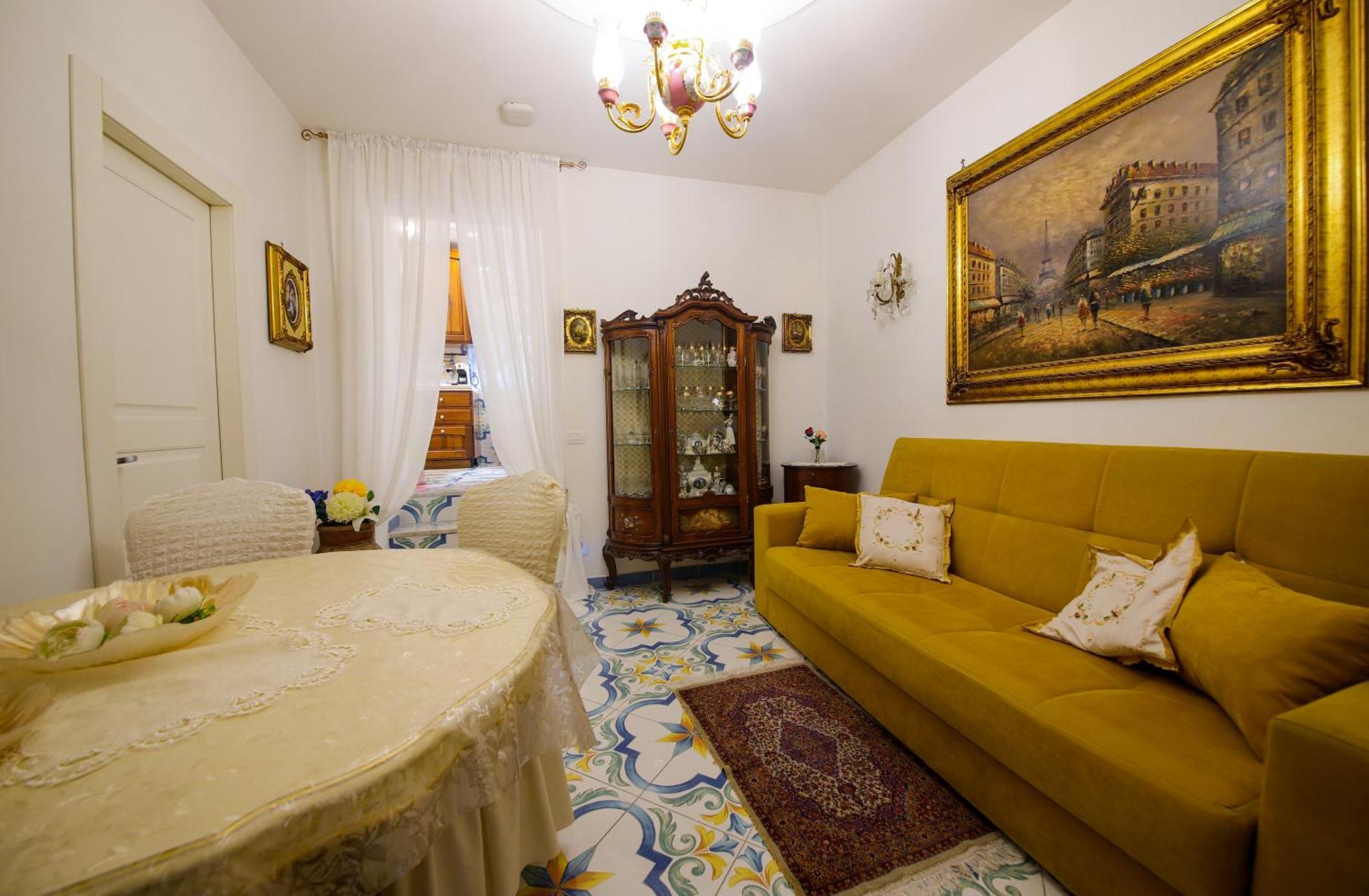 Giallo Napoletano Home Napels Buitenkant foto