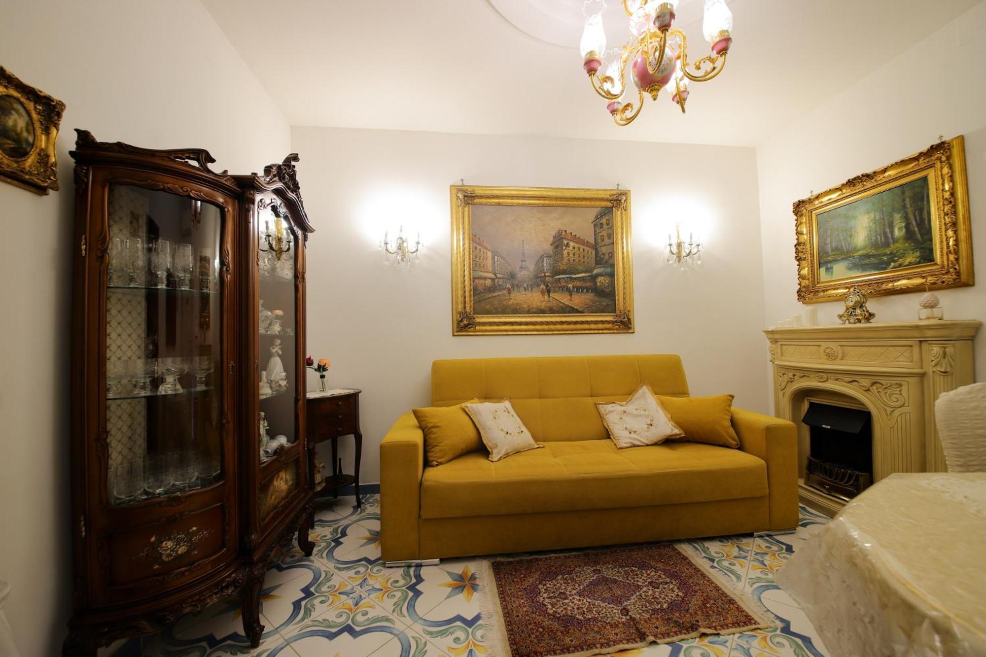 Giallo Napoletano Home Napels Buitenkant foto